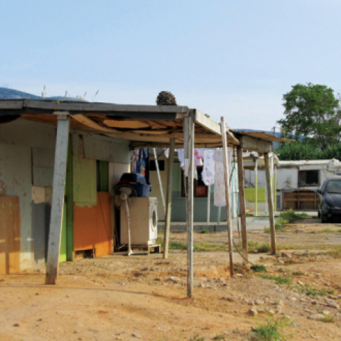 Χρειάζεται να δρομολογηθούν τα έργα υποδομής για την μετεγκατάσταση των Ρομά