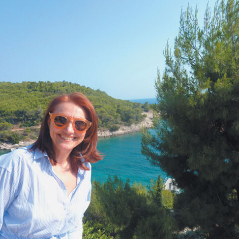 Οι Σπέτσες της Τατιάνας Λύγαρη