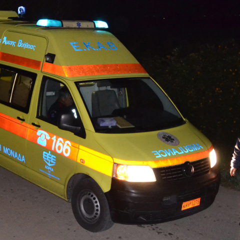 τροχαίο, ασθενοφόρο