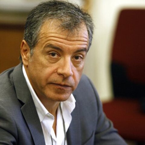 Στ. Θεοδωράκης: Να δώσουμε απάντηση στον αυταρχισμό 