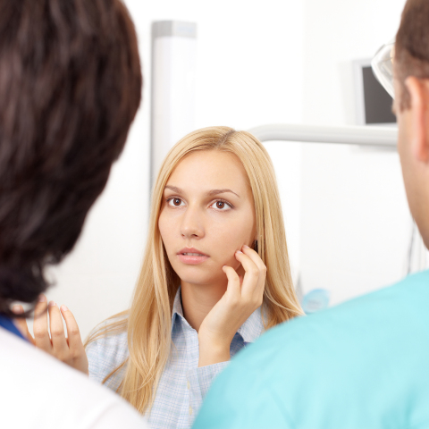 Τι μπορεί να σημαίνει ο πόνος στη γνάθο;