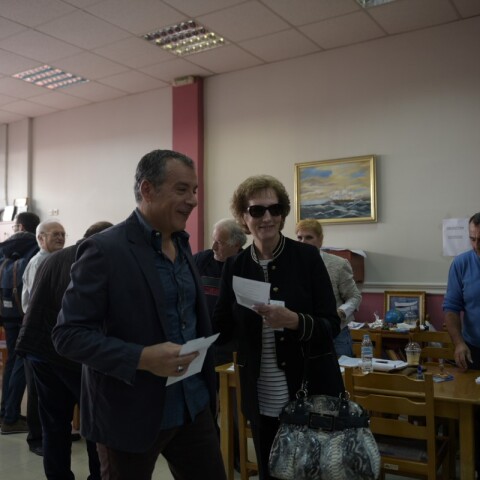 Νέο κόμμα: Ψήφισε ο Σταύρος Θεοδωράκης