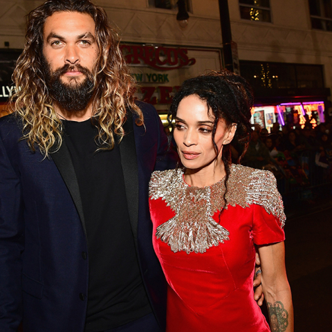 Ο «Aquaman» και η κυρία του στο κόκκινο χαλί 