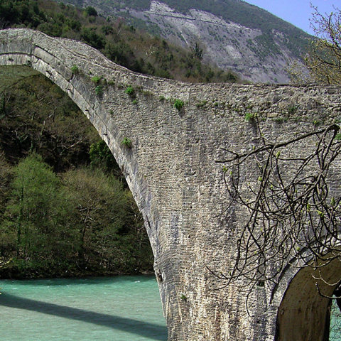 Πρώτο βήμα για την αποκατάσταση του Γεφυριού της Πλάκας 