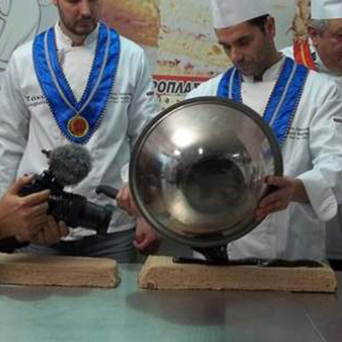 Η Καρδίτσα έτοιμη να σπάσει το ρεκόρ Γκίνες της μεγαλύτερης νουγκατίνας στον πλανήτη