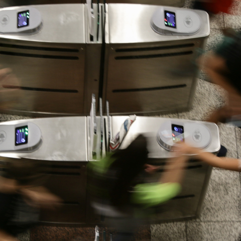 ηλεκτρονικό εισιτήριο, τουρνικέ