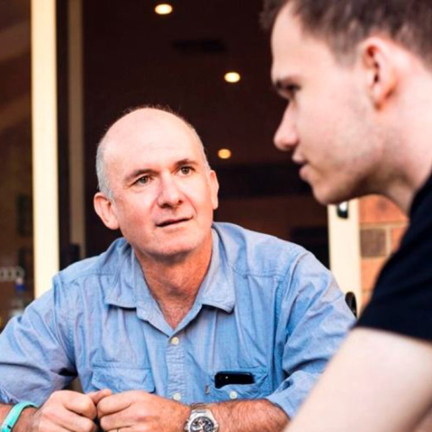 Έρευνα: Μεγαλύτερος κίνδυνος κατάθλιψης για τους εφήβους που έχουν πατέρες με κατάθλιψη