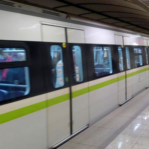 Μετρό, σταθμοί