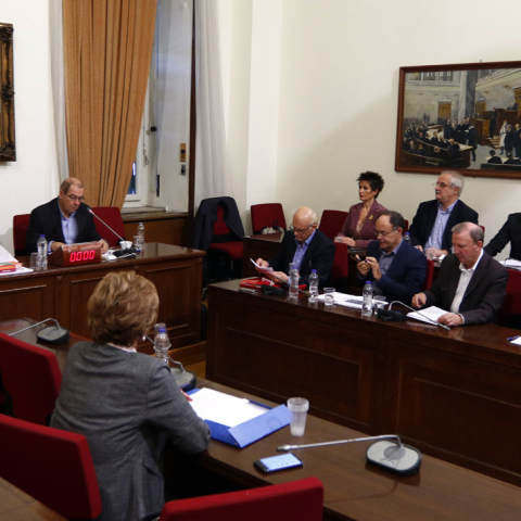 Η Βουλή αποφάσισε την βίαιη προσαγωγή του πρώην διευθυντή του ΚΕΕΛΠΝΟ