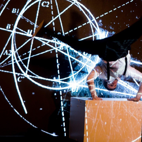 Σε μια ξεχωριστή βραδιά γεμάτη τεχνολογική καινοτομία, η Microsoft Hellas, γιόρτασε τα 25 χρόνια παρουσίας της στην ελληνική αγορά, την Τετάρτη 22 Νοεμβρίου, στο κατάμεστο Εστιατόριο του Κέντρου Πολιτισμού Ίδρυμα Σταύρος Νιάρχος. 