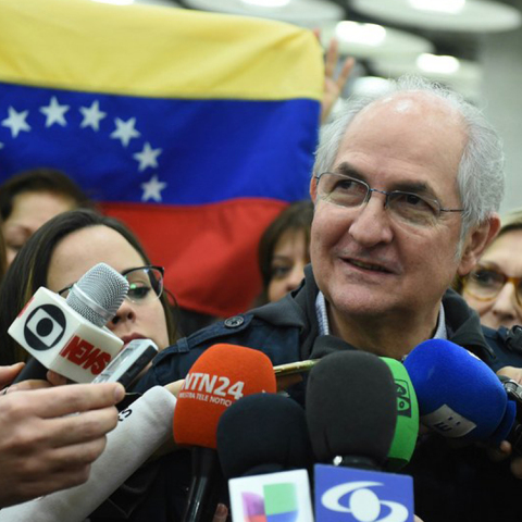 Ο δήμαρχος του Καράκας (Βενεζουέλα) ζήτησε πολιτικό άσυλο στην Ισπανία