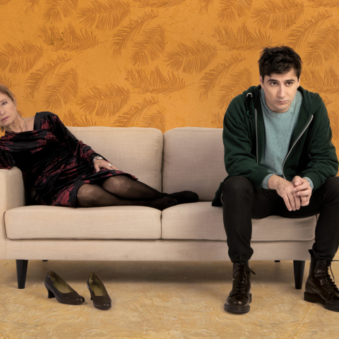 Σοφία Σεϊρλή & Βασίλης Μαυρογεωργίου στην παράσταση «Χελιδόνι» (Μικρό Γκλόρια) ©Marilena Stafilidou