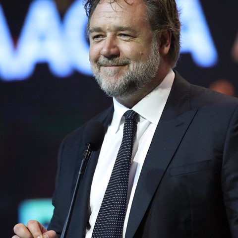 gettyimages-crowe.jpg