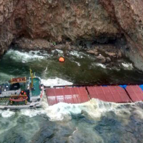 wreck1.jpg