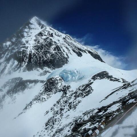 Απαγόρευση σε τυφλούς και ακρωτηριασμένους να ανεβαίνουν στο Έβερεστ 