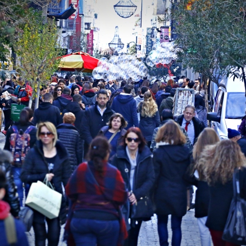 Κάπα Research: Έλλειψη εμπιστοσύνης σε προσωπικότητες της δημόσιας ζωής