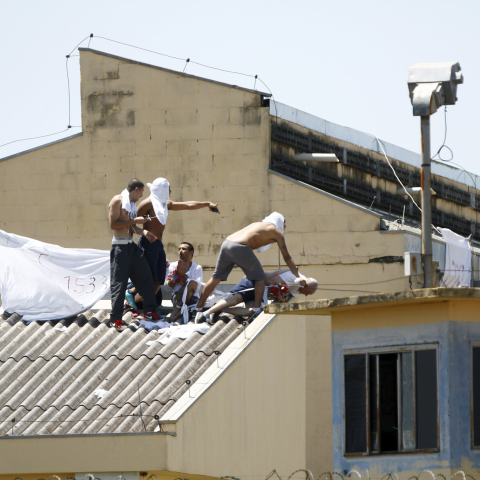 brazil_prison_riot1.jpg