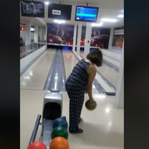 bowling.jpg