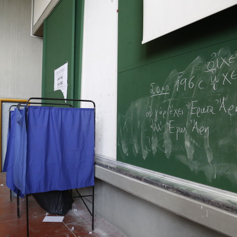 Ν. Αναστασιάδης και Στ. Μαλάς στο δεύτερο γύρο των προεδρικών εκλογών στην Κύπρο 