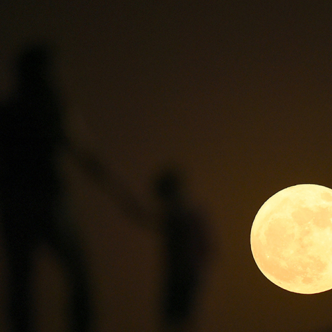 gettyimages-supermoon.jpg