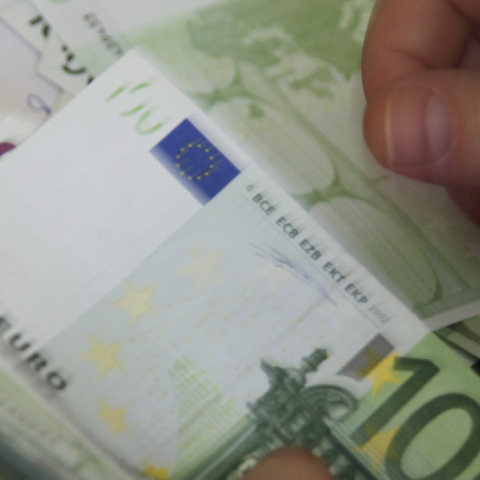 euro-banknotes.jpg