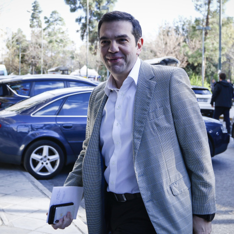 «Μετρ της διαπλοκής» ο Τσίπρας, πόσες φορές πήγε ο Σαββίδης στο Μαξίμου; 