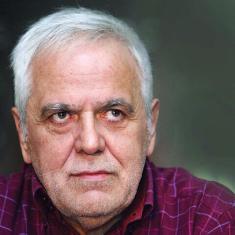 Πάσχος Μανδραβέλης