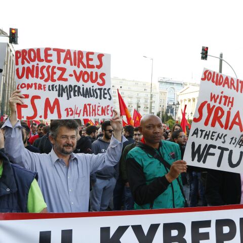 Συγκεντρώσεις στο Σύνταγμα και στην αμερικανική πρεσβεία για τη Συρία