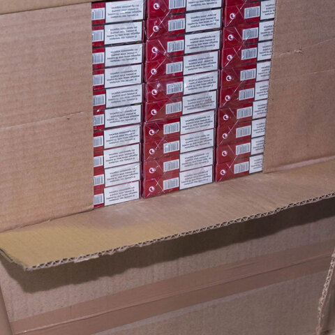 Λαθραία τσιγάρα 