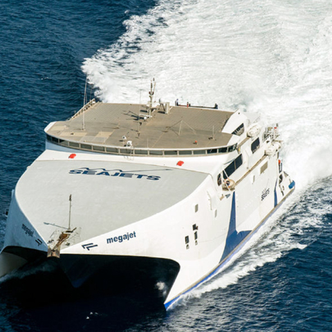 high-speed-ferries-in-greece.jpg