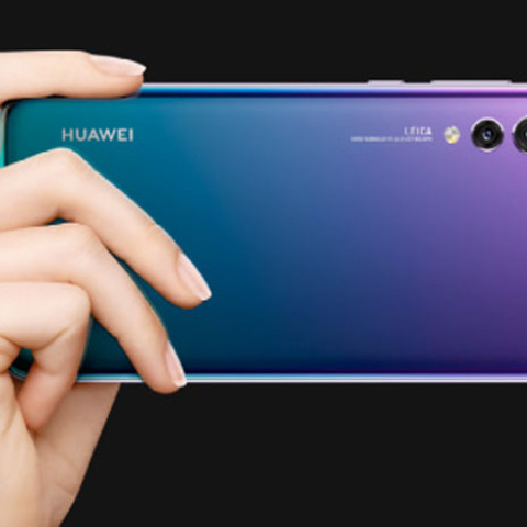 Το HuaweiP20 Pro δεν έχει ένα χρώμα γιατί είναι ντεγκραντέ 