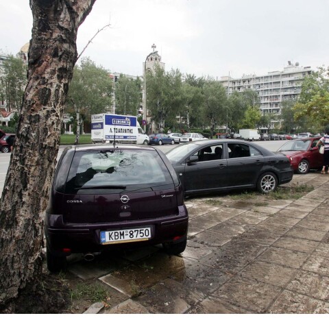 ΝΔ: Η κυβέρνηση να ζητήσει συγγνώμη για τα προβλήματα από τη νεροποντή 