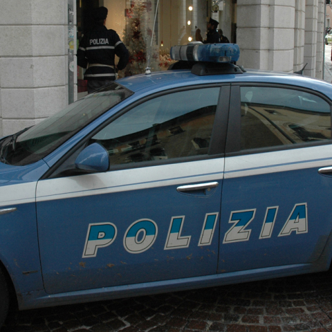 polizia.jpg