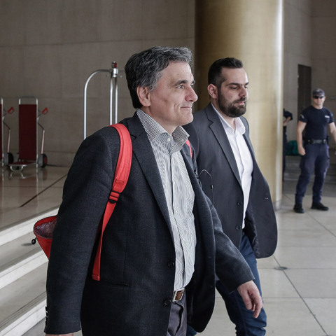 tsakalotos3.jpg