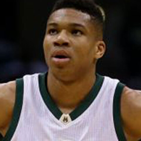 giannis7.jpg