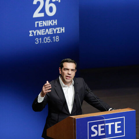 tsipras-sete.jpg