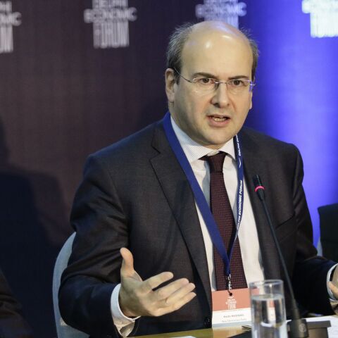 «Με όσα ξέρουμε μέχρι τώρα, η ΝΔ δεν ψηφίζει τη συμφωνία για την ΠΓΔΜ», λέει ο Κ. Χατζηδάκης 