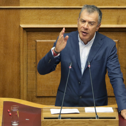theodorakis.jpg