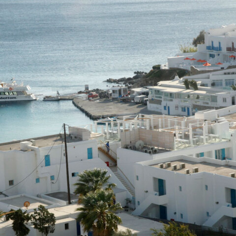mikonos.jpg