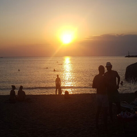 Ηλιοβασίλεμα στο Κίνι της Σύρου, 7/7/18 © Παναγής Παναγιωτόπουλος