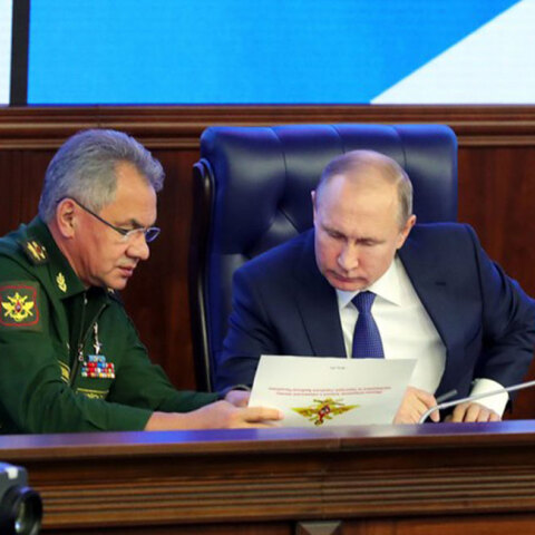sergey-shoygu-putin.jpg