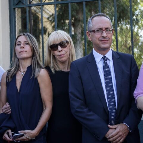 Θανάσης Μαυρίδης, Παναγιώτης Λάμψιας, Κατερίνα Γαλανού - Φιλελεύθερος