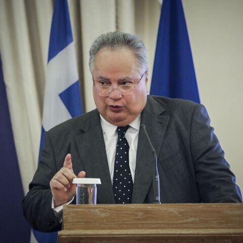 Αντιφατικό το αποτέλεσμα του δημοψηφίσματος στην ΠΓΔΜ, λέει το ελληνικό ΥΠΕΞ