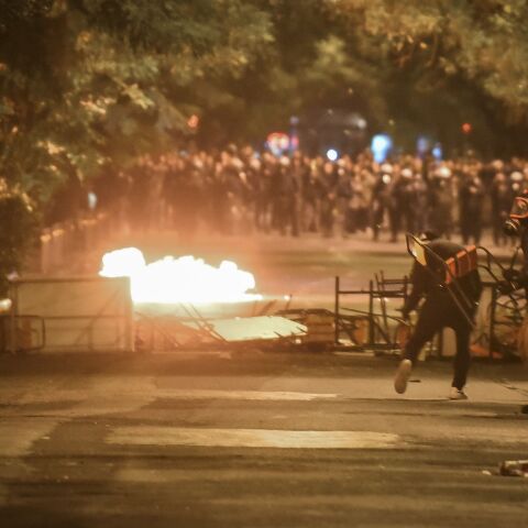 Επεισόδια τώρα στα Εξάρχεια 