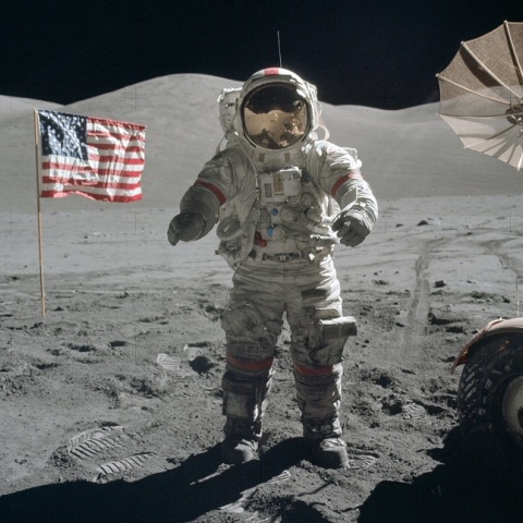 apollo_17_cernan_on_moon.jpg