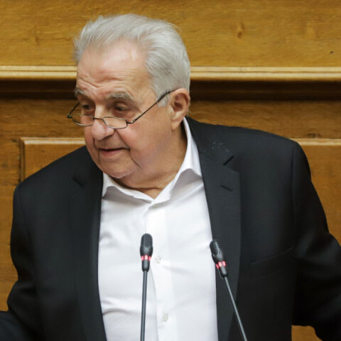 Αλέκος Φλαμπουράρης 