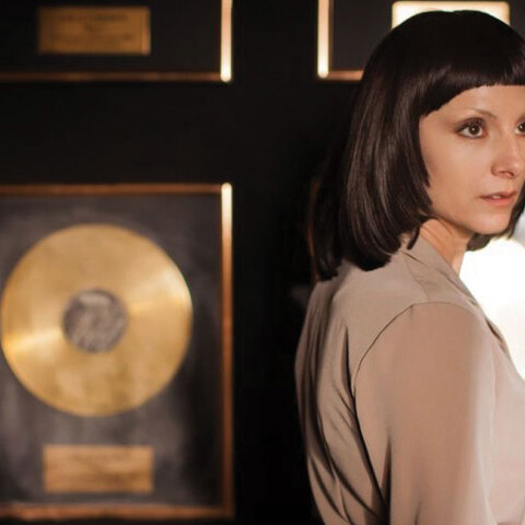 Ποιος θα σου τραγουδήσει 