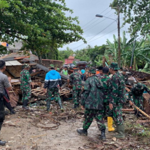 Τσουνάμι στην Ινδονησία