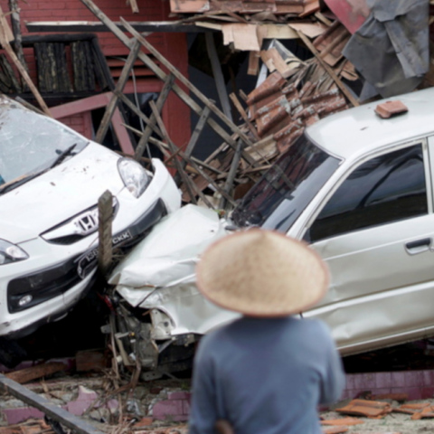 Τσουνάμι στην Ινδονησία