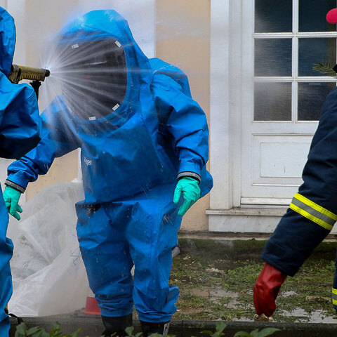 fakeloi-pyrosvestiki